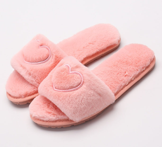 Plush slippers for women