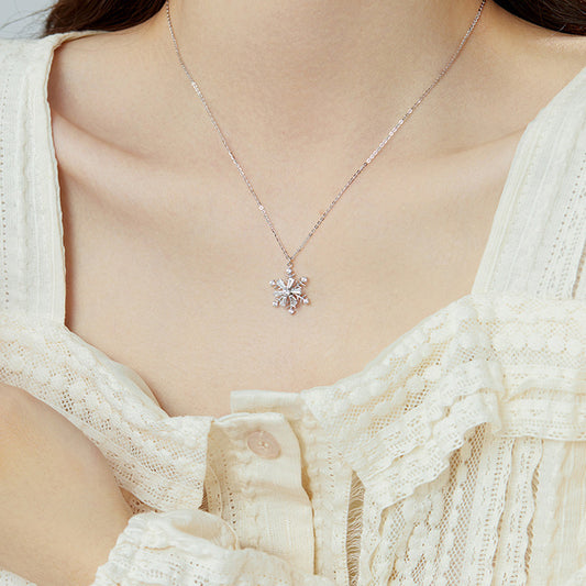 Christmas Zircon Ice Crystal Snowflake Necklace Niche Design Advanced Light Luxury Clavicle Chain